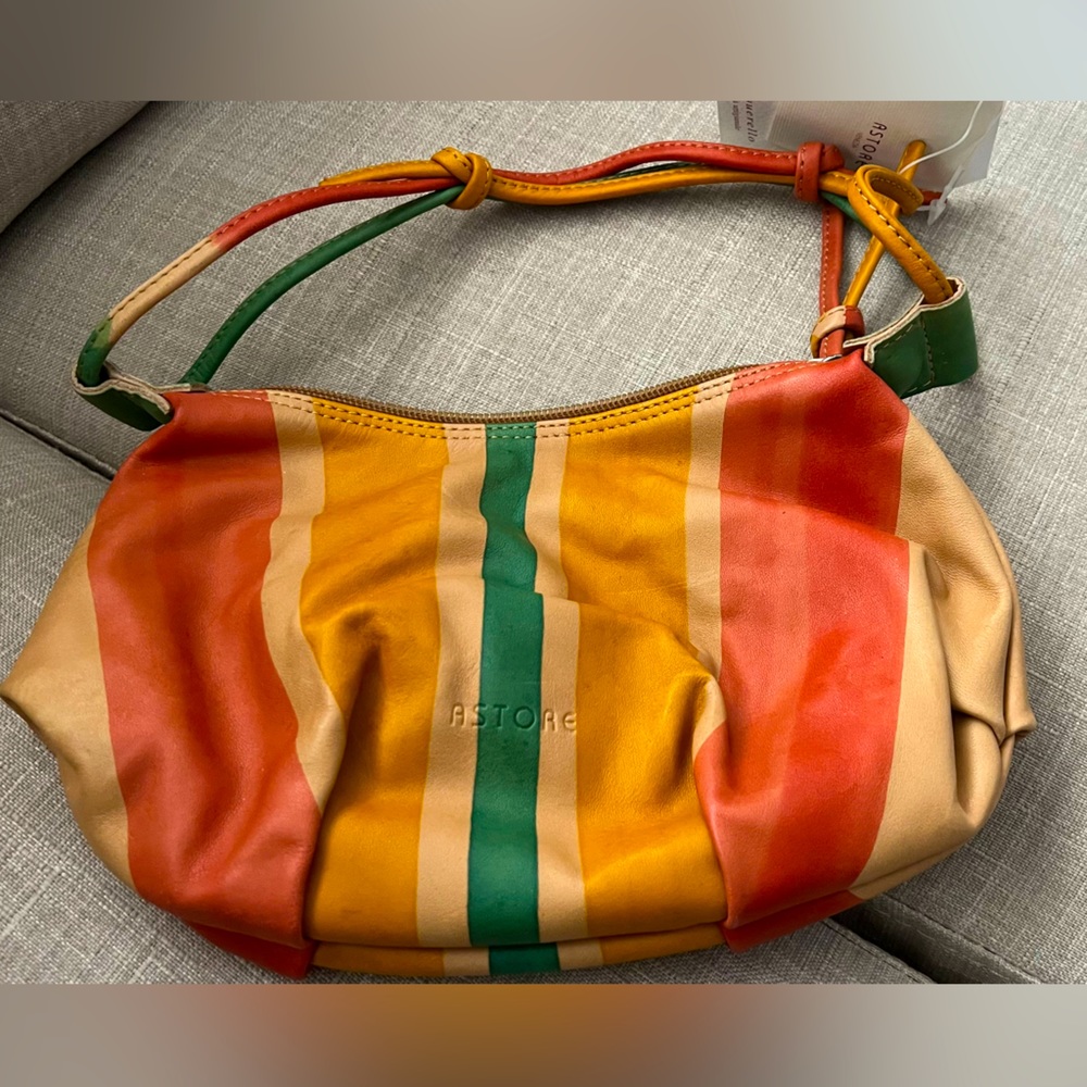 ASTORE Venezia genuine leather. Bought in Italy. Brand new!! Tags attached.